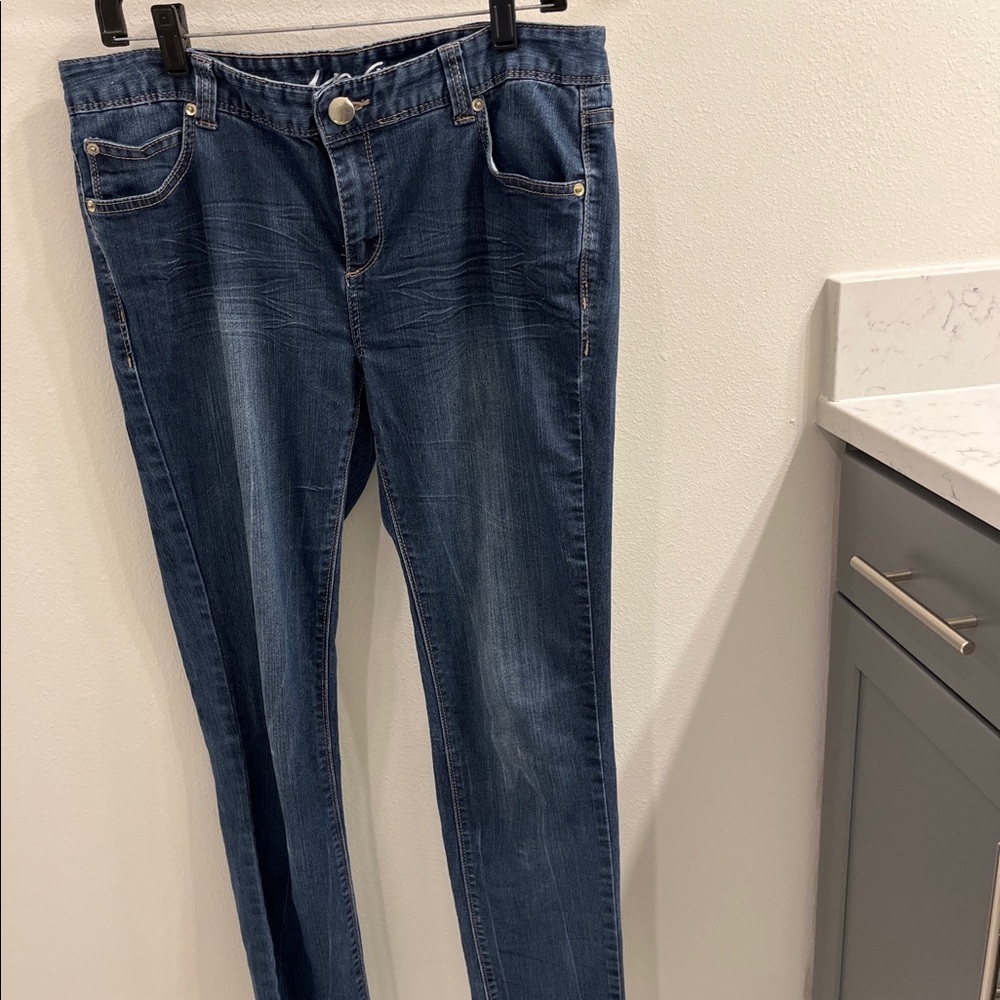 Womens size 8 DENIM blue jeans